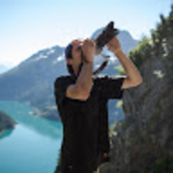 Meet your Posher, Max - Picture 1 of 1